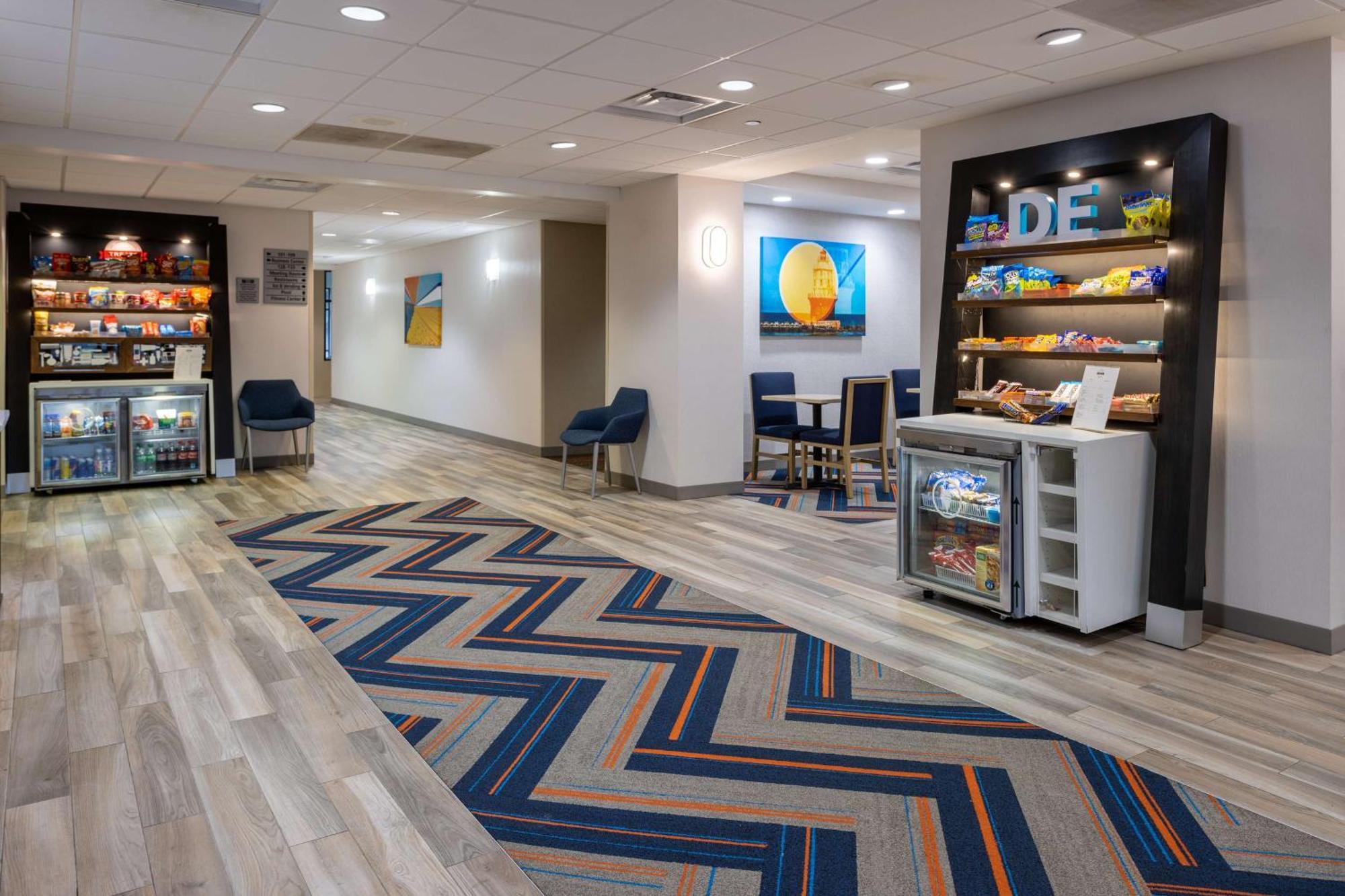 Hampton Inn Milford Exterior photo